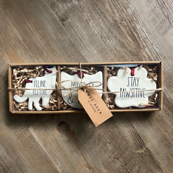 SOLD • Rae Dunn Cat Christmas Ornaments 🐱🐈🎄 NIB - Picture 2 of 6